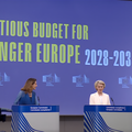 Il nuovo bilancio UE per la cooperazione internazionale: quel +70% che vale meno della metà